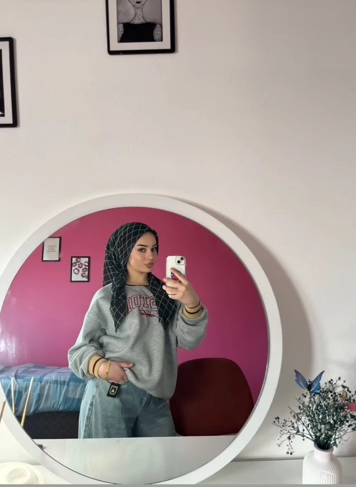 Aksu Elden Ödemeli Bayan Escort Beyaz