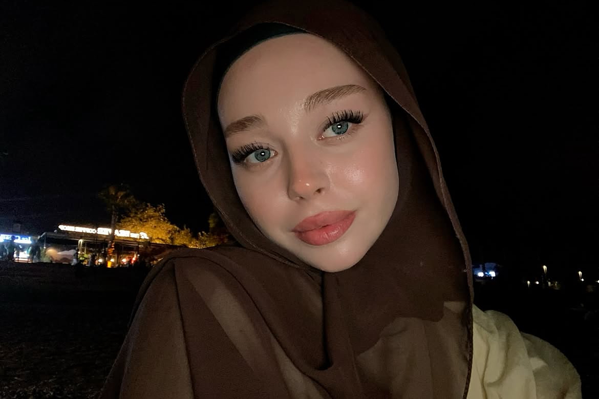 Apaklar Cömert Kadın Bayan Escort Saadet